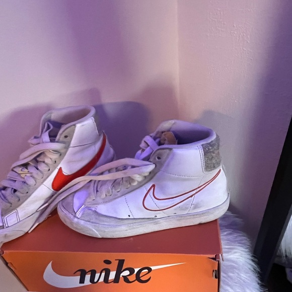 rare neon orange cream and white nike blazers - Picture 4 of 6